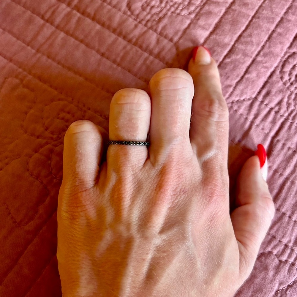 Black Stacked Beaded Women's Ring - Picture 10 of 12